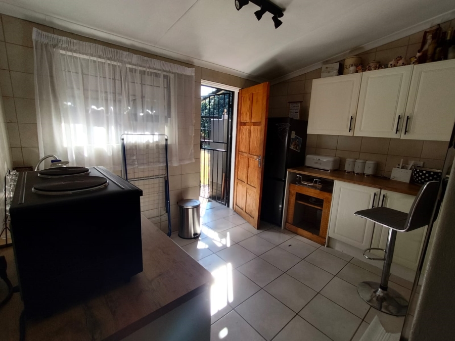 3 Bedroom Property for Sale in Florida Park Gauteng