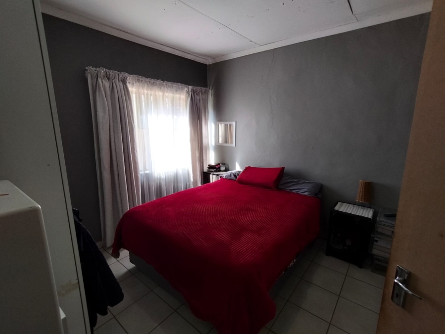 3 Bedroom Property for Sale in Florida Park Gauteng