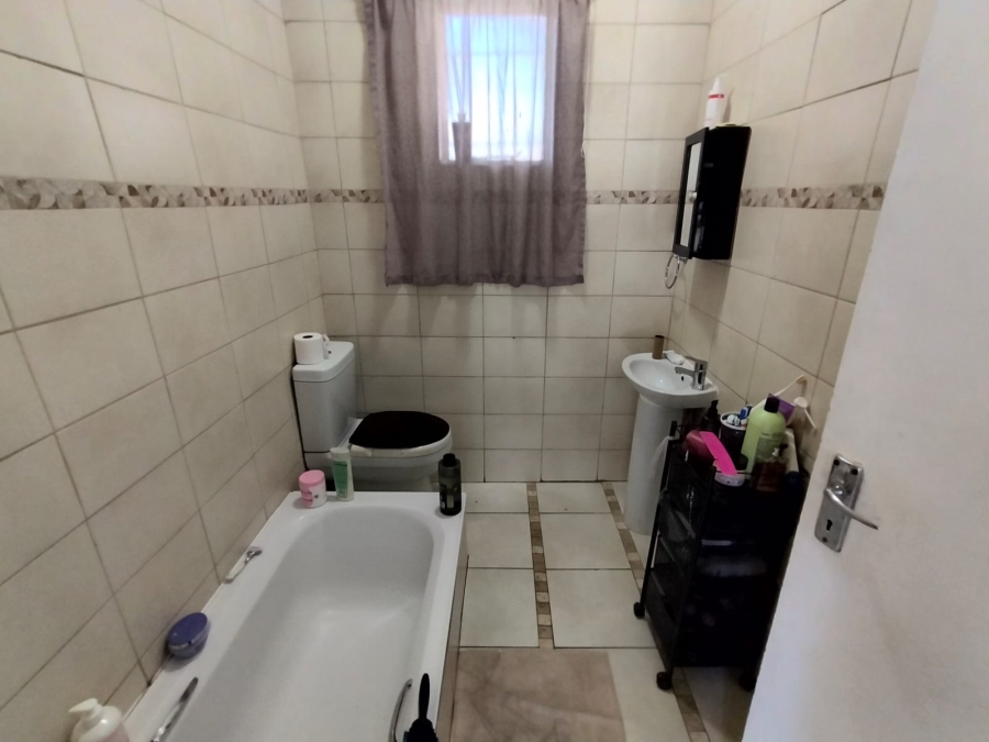 3 Bedroom Property for Sale in Florida Park Gauteng