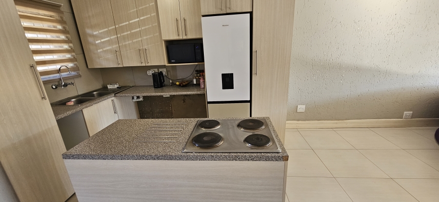 2 Bedroom Property for Sale in New Market Gauteng