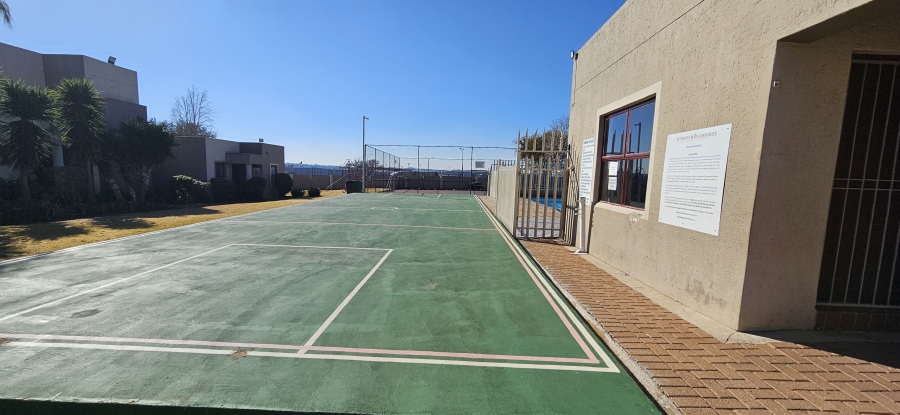 2 Bedroom Property for Sale in New Market Gauteng