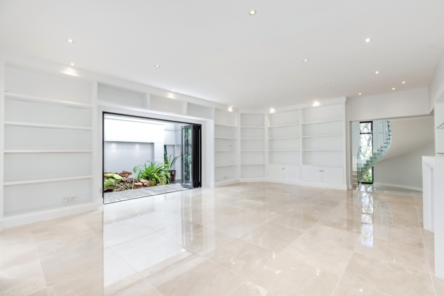 4 Bedroom Property for Sale in Dainfern Golf Estate Gauteng