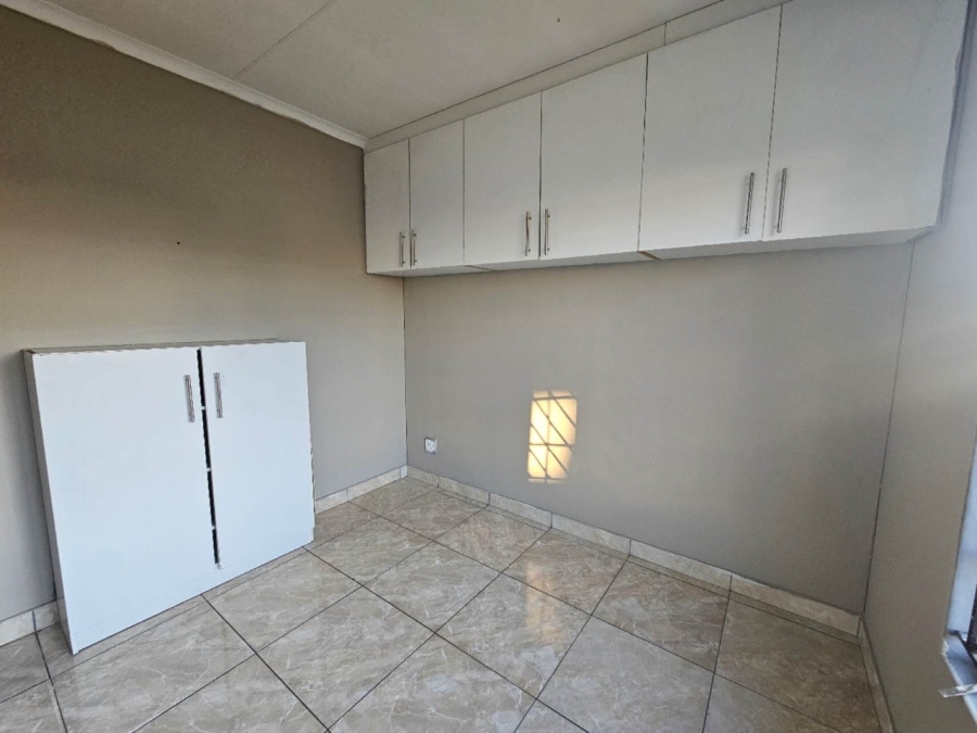 To Let 2 Bedroom Property for Rent in Cosmo City Gauteng