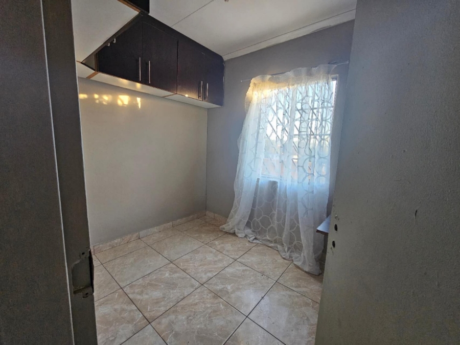 To Let 2 Bedroom Property for Rent in Cosmo City Gauteng