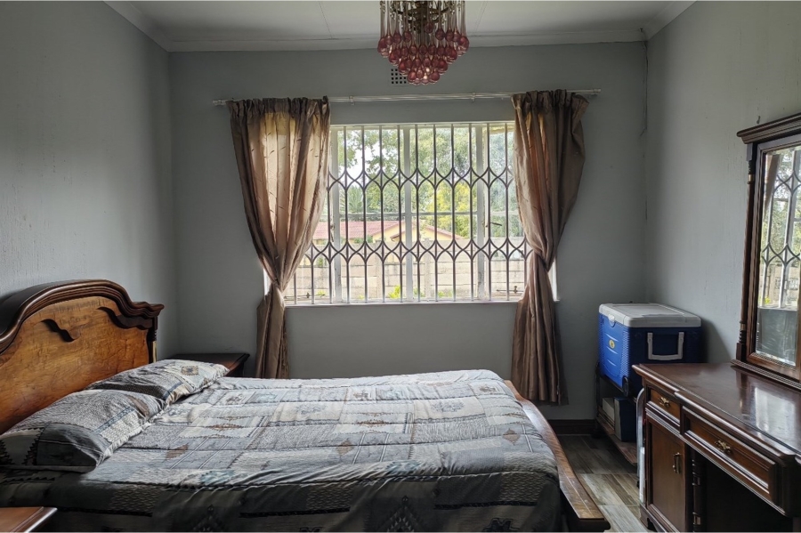 3 Bedroom Property for Sale in Brackendowns Gauteng