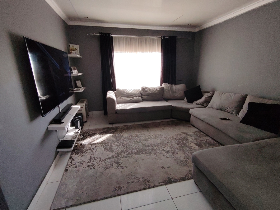 3 Bedroom Property for Sale in The Reeds Gauteng