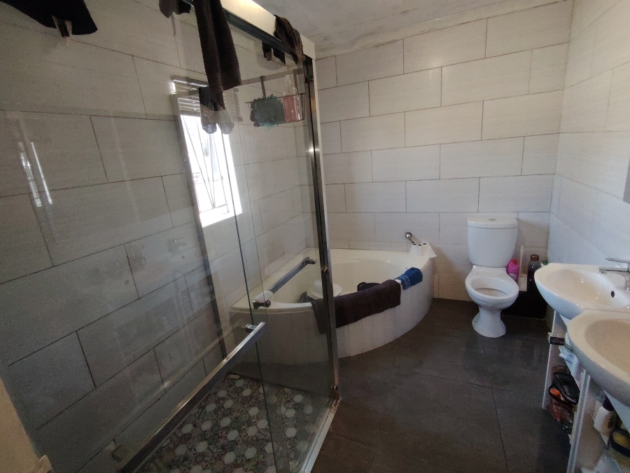 3 Bedroom Property for Sale in The Reeds Gauteng