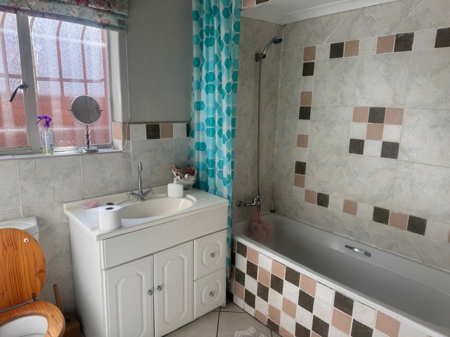 To Let 3 Bedroom Property for Rent in Van Dyk Park Gauteng