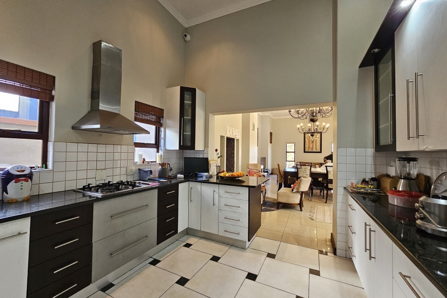 To Let 4 Bedroom Property for Rent in Blue Valley Golf Estate Gauteng