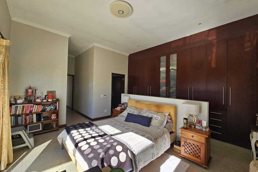 To Let 4 Bedroom Property for Rent in Blue Valley Golf Estate Gauteng