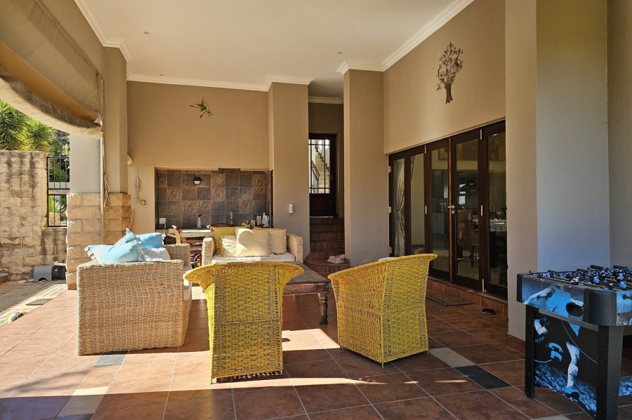 To Let 4 Bedroom Property for Rent in Blue Valley Golf Estate Gauteng