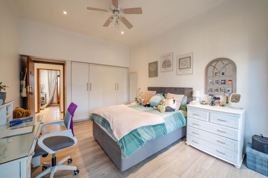 3 Bedroom Property for Sale in Cedar Lakes Gauteng