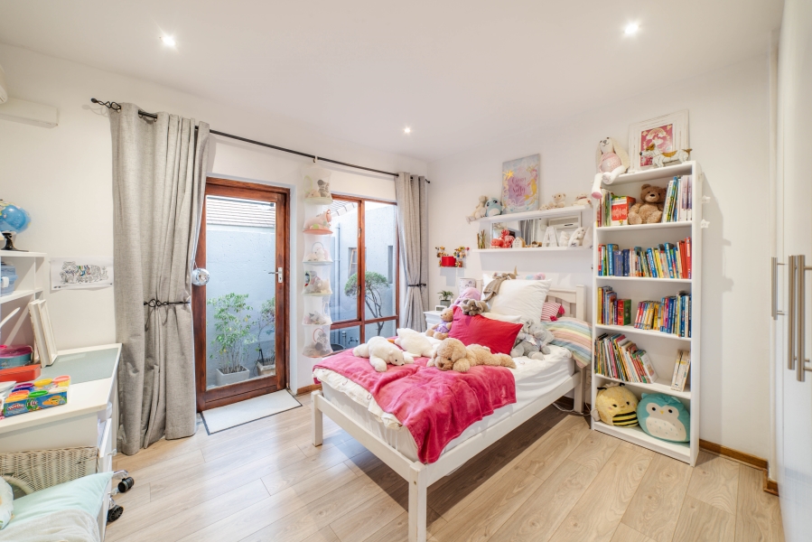3 Bedroom Property for Sale in Cedar Lakes Gauteng