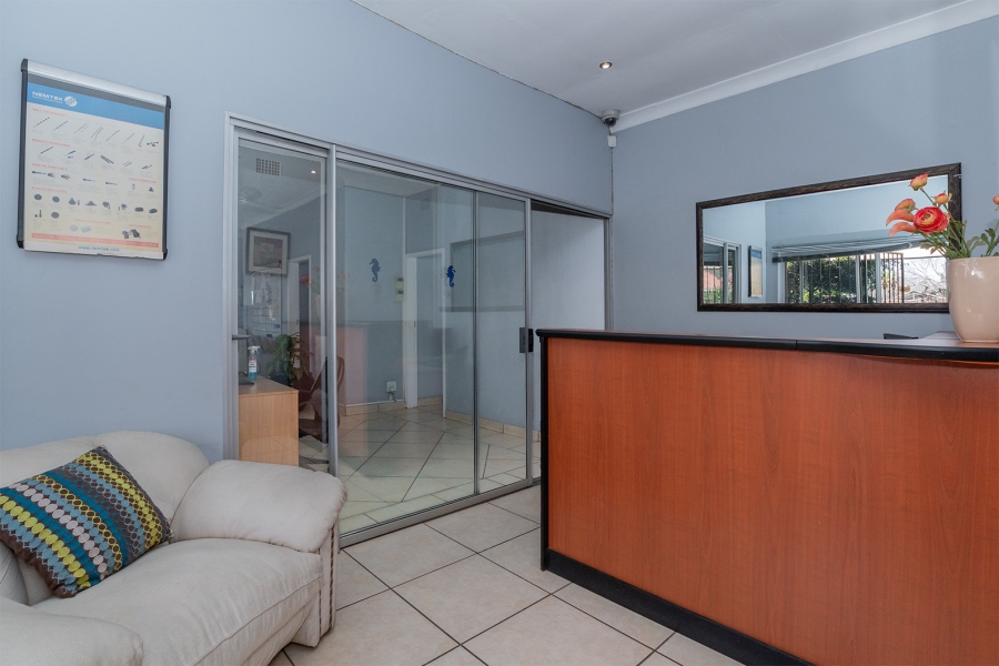 5 Bedroom Property for Sale in Edenvale Central Gauteng