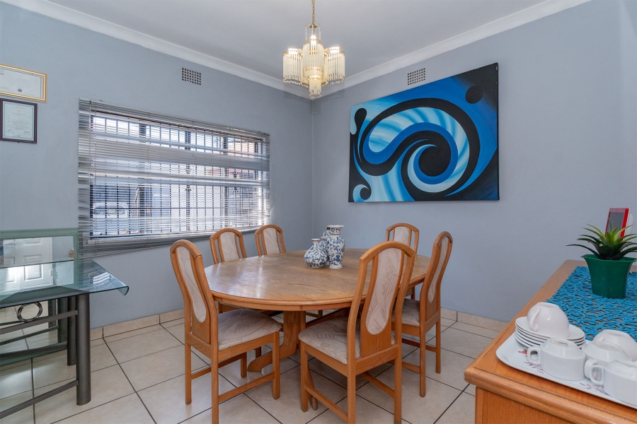 5 Bedroom Property for Sale in Edenvale Central Gauteng