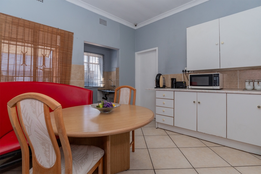 5 Bedroom Property for Sale in Edenvale Central Gauteng