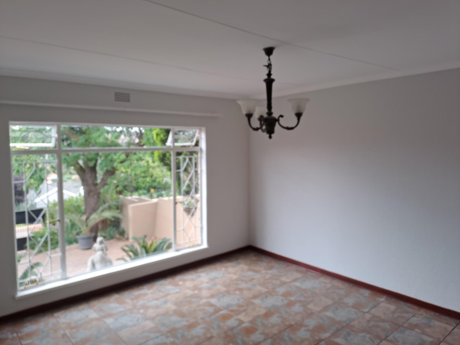 To Let 3 Bedroom Property for Rent in Wilro Park Gauteng