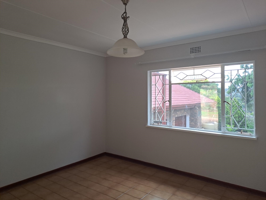 To Let 3 Bedroom Property for Rent in Wilro Park Gauteng