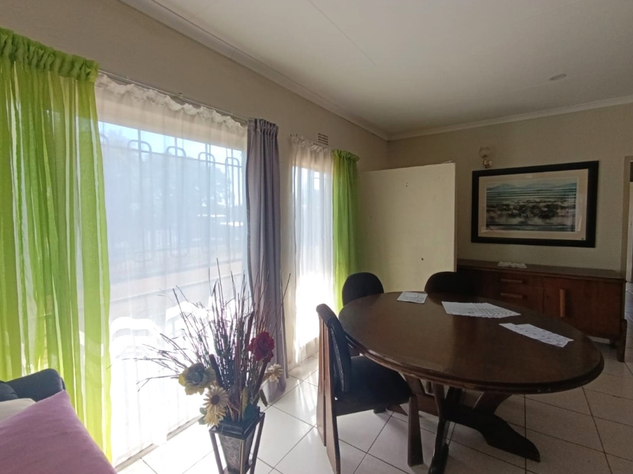 3 Bedroom Property for Sale in Verwoerdpark Gauteng