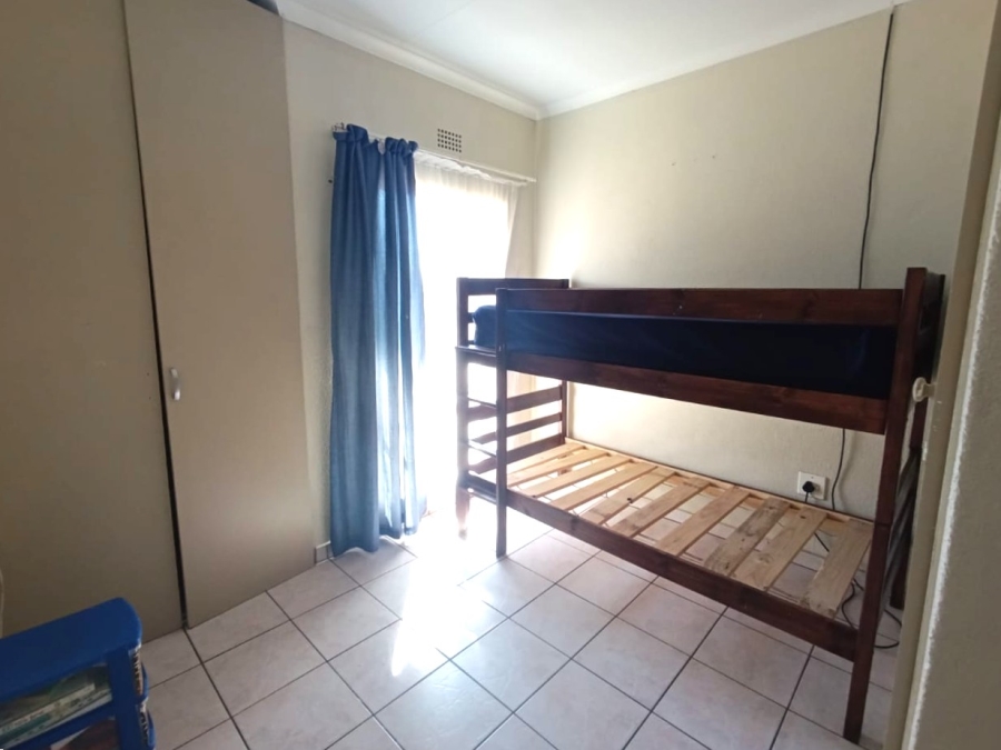 3 Bedroom Property for Sale in Verwoerdpark Gauteng