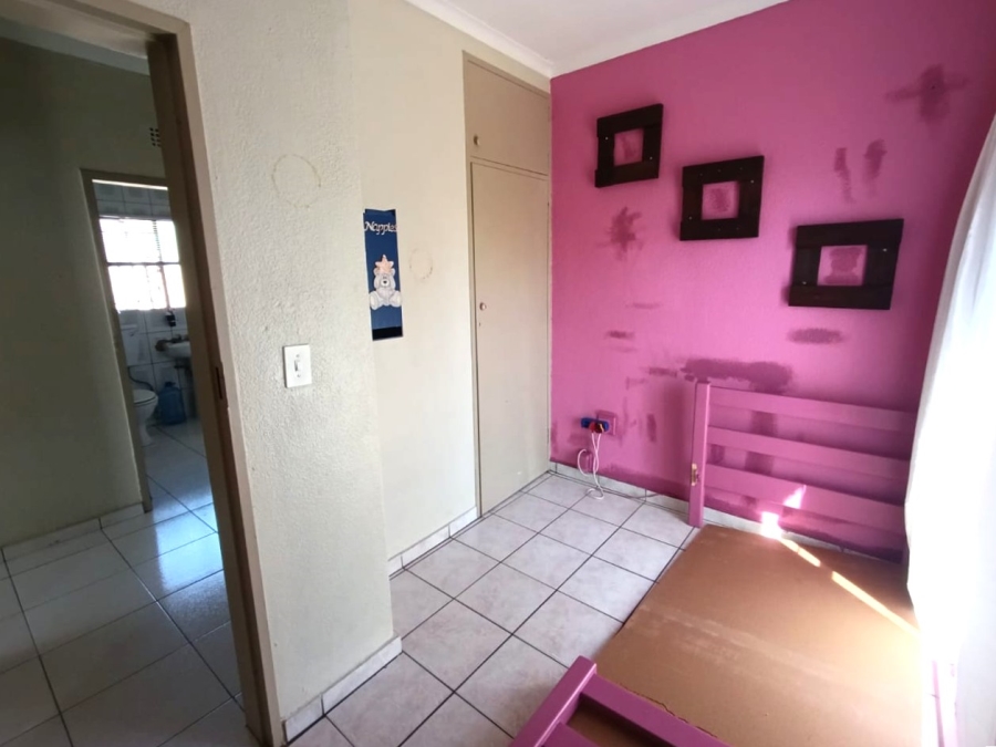 3 Bedroom Property for Sale in Verwoerdpark Gauteng