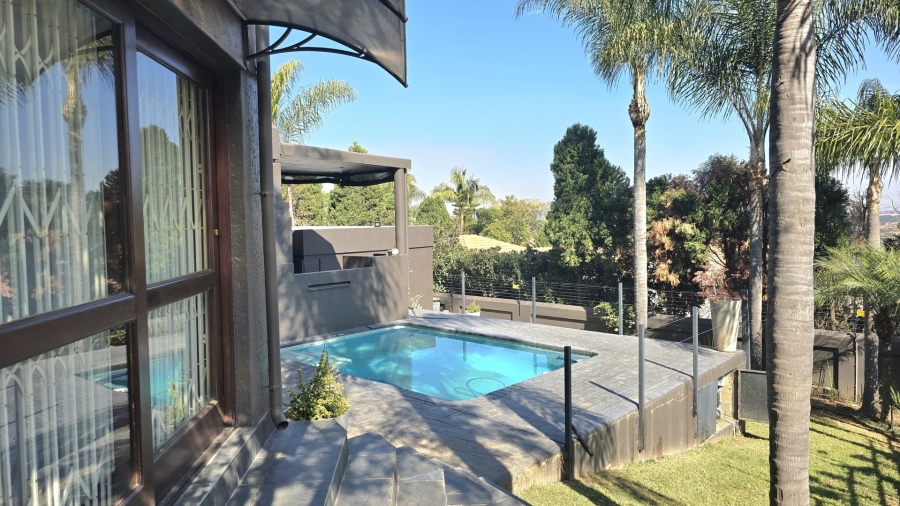 To Let 4 Bedroom Property for Rent in Waterkloof Ridge Gauteng