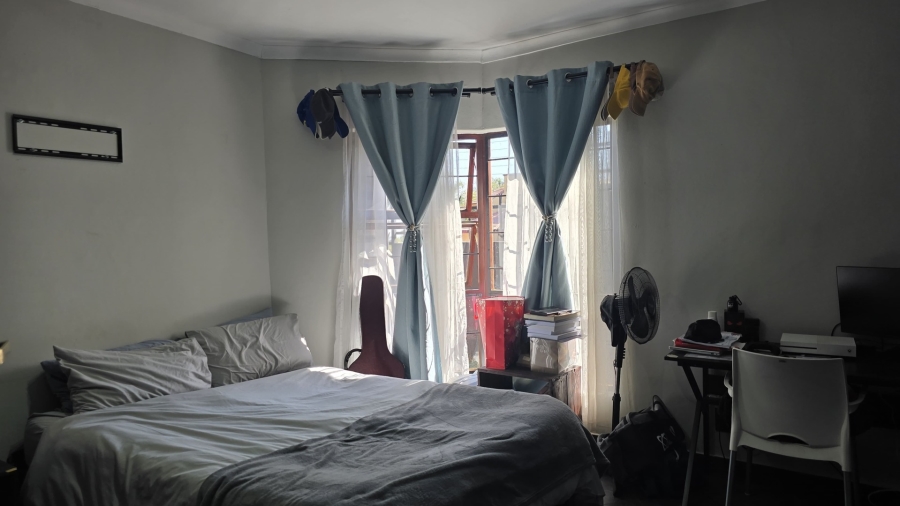 To Let 4 Bedroom Property for Rent in Waterkloof Ridge Gauteng
