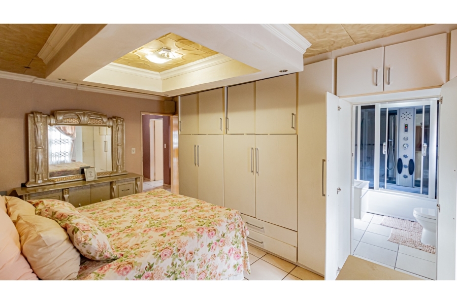 3 Bedroom Property for Sale in Naturena Gauteng