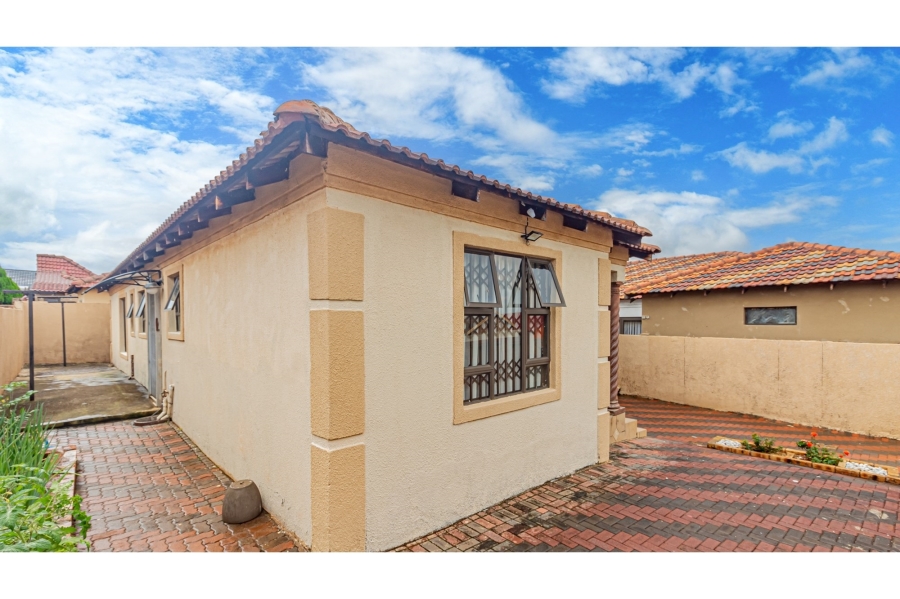 3 Bedroom Property for Sale in Naturena Gauteng