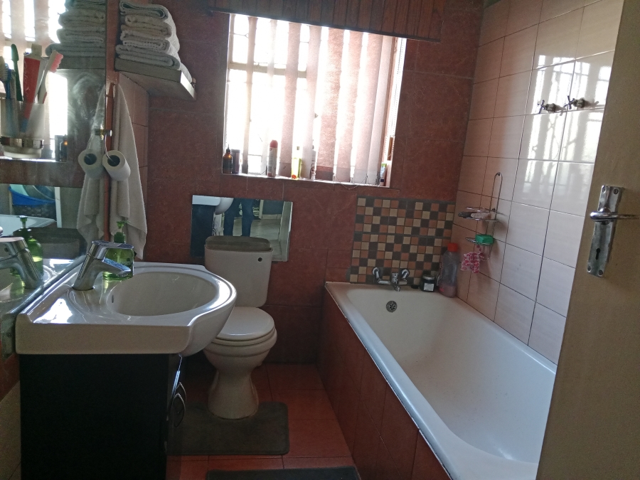 2 Bedroom Property for Sale in Alberton North Gauteng
