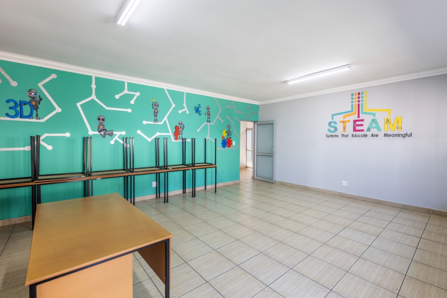 8 Bedroom Property for Sale in Bryanston Gauteng