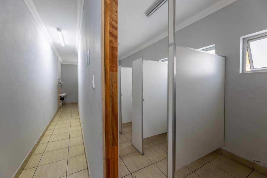 8 Bedroom Property for Sale in Bryanston Gauteng