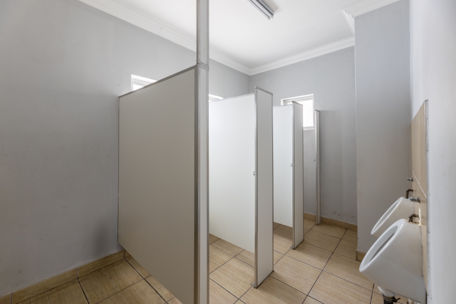 8 Bedroom Property for Sale in Bryanston Gauteng