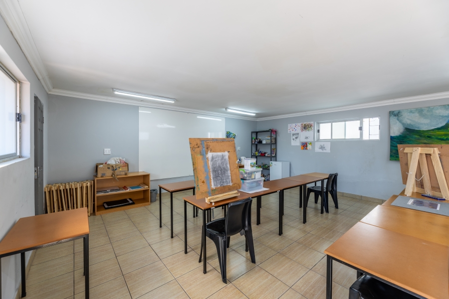 8 Bedroom Property for Sale in Bryanston Gauteng