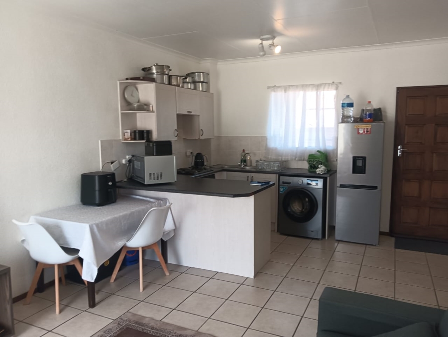 1 Bedroom Property for Sale in Halfway Gardens Gauteng