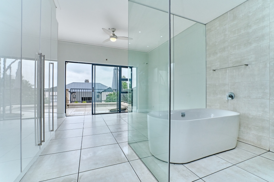 To Let 2 Bedroom Property for Rent in The Polofields Gauteng