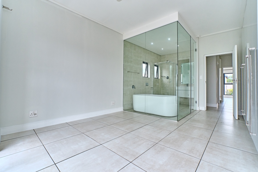 To Let 2 Bedroom Property for Rent in The Polofields Gauteng