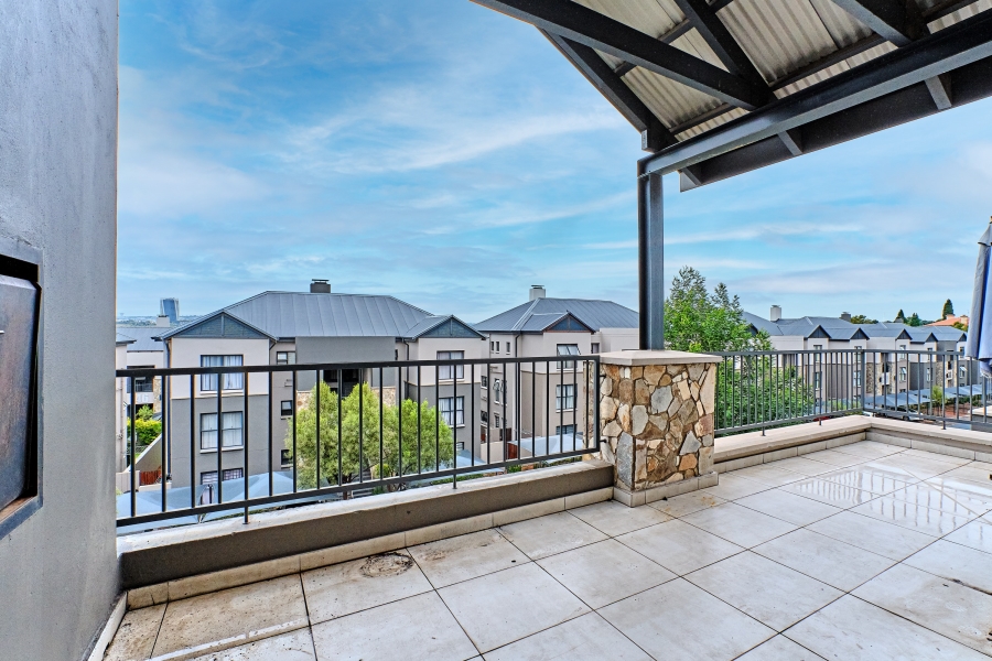 To Let 2 Bedroom Property for Rent in The Polofields Gauteng
