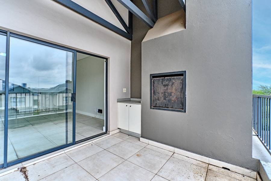 To Let 2 Bedroom Property for Rent in The Polofields Gauteng