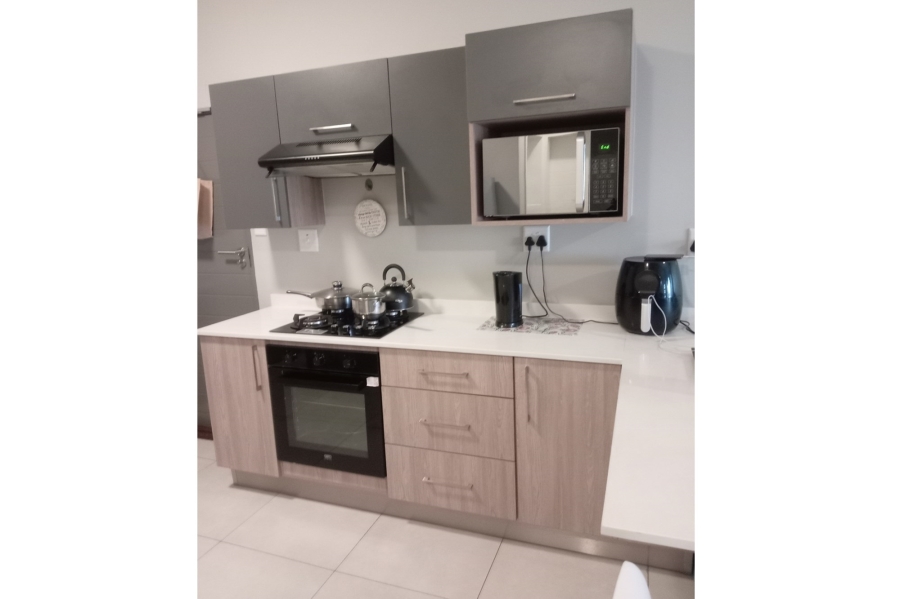 To Let 2 Bedroom Property for Rent in Midridge Park Gauteng