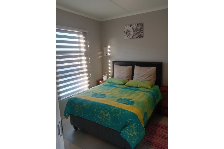 To Let 2 Bedroom Property for Rent in Midridge Park Gauteng