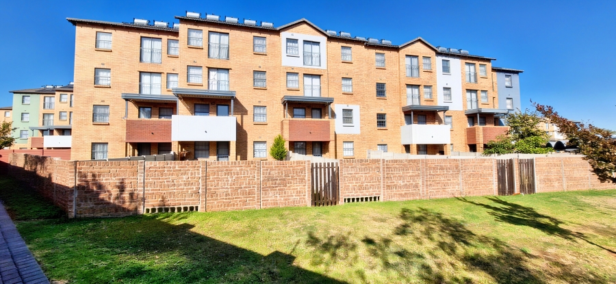 2 Bedroom Property for Sale in Montana Tuine Gauteng