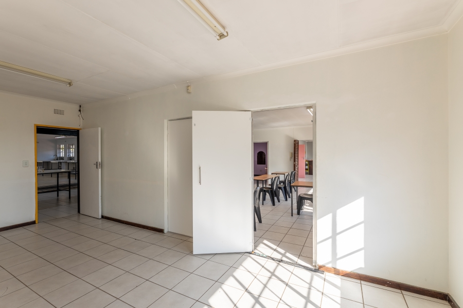 7 Bedroom Property for Sale in Bryanston Gauteng