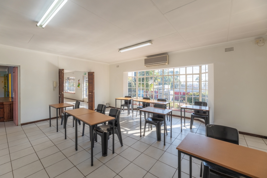 7 Bedroom Property for Sale in Bryanston Gauteng