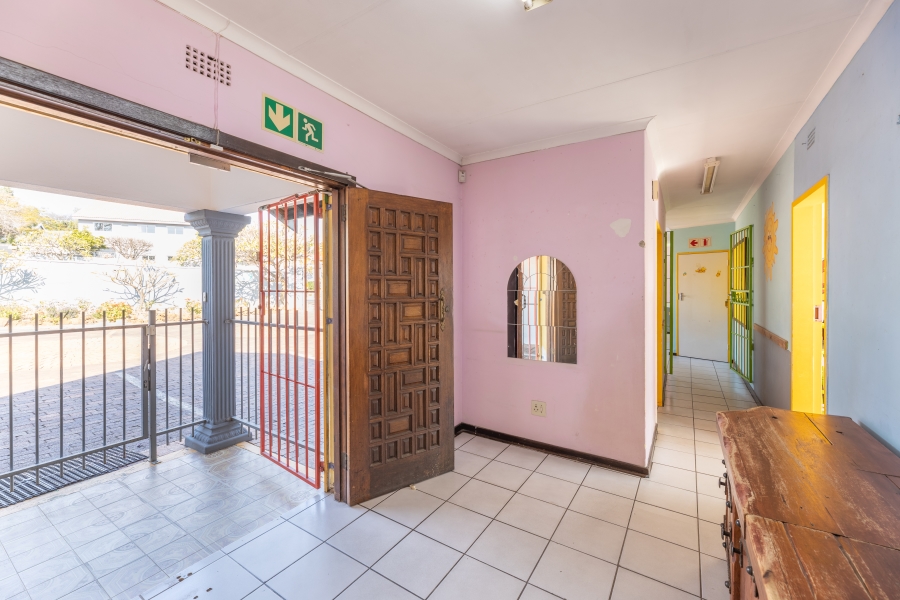 7 Bedroom Property for Sale in Bryanston Gauteng