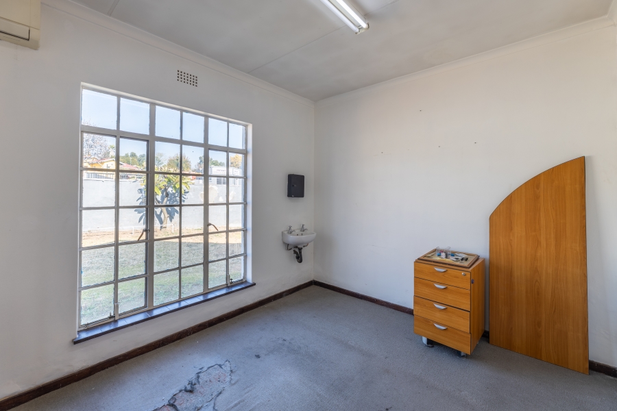 7 Bedroom Property for Sale in Bryanston Gauteng