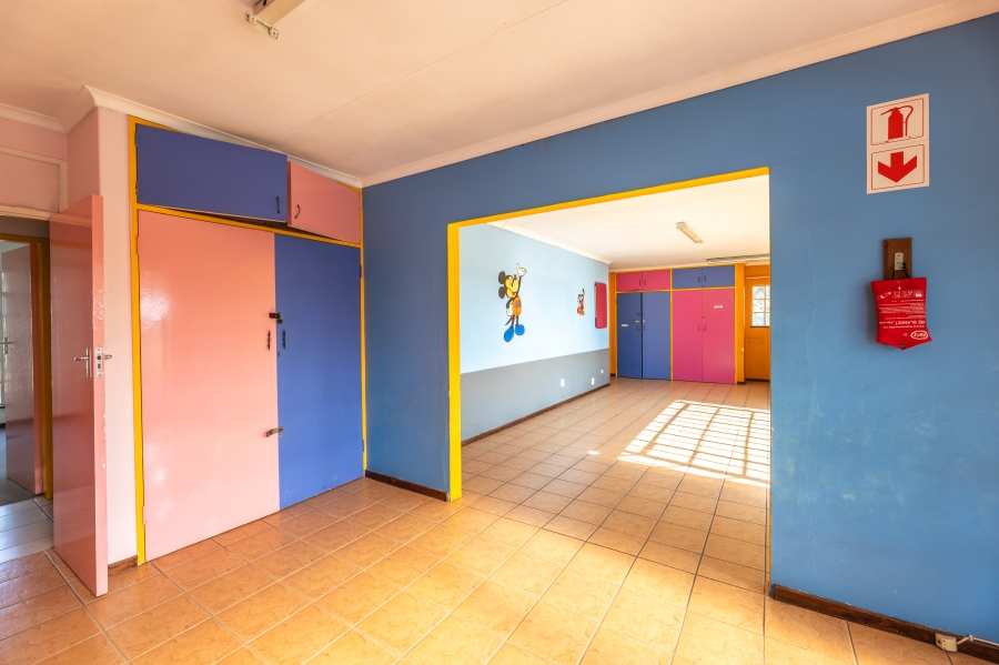 7 Bedroom Property for Sale in Bryanston Gauteng