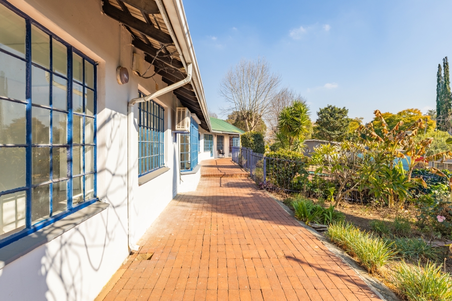7 Bedroom Property for Sale in Bryanston Gauteng