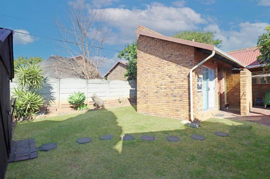 3 Bedroom Property for Sale in Marais Steyn Park Gauteng