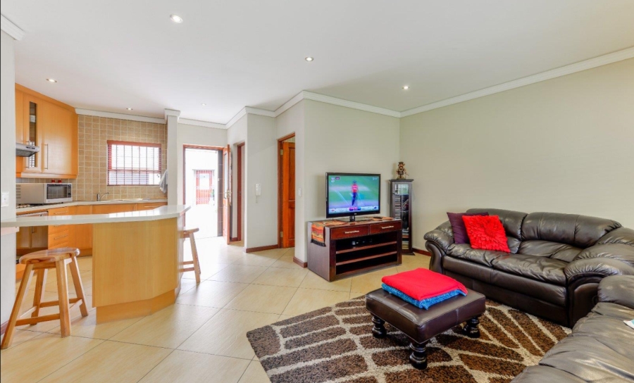 2 Bedroom Property for Sale in Bedfordview Gauteng